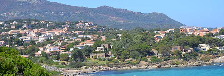 Visitez Ile Rousse en voiture 